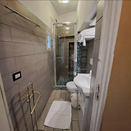 Guide Tour Apartament Neapol