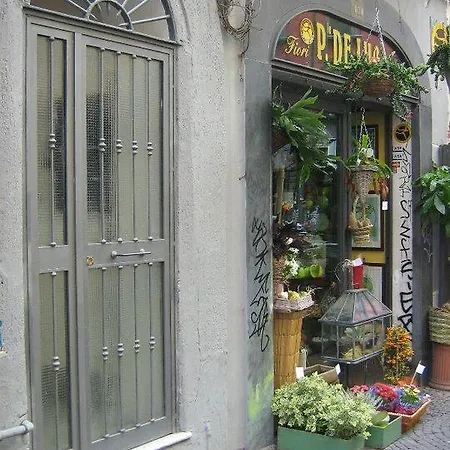 Apartament Guide Tour Neapol