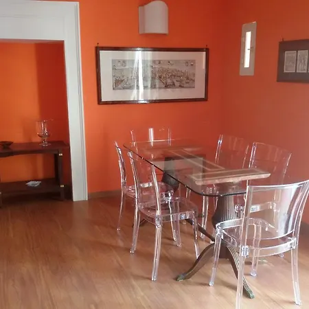 Apartament Guide Tour Neapol