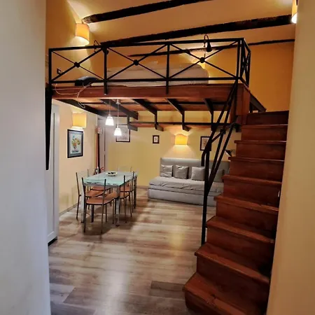 Apartment Guide Tour Neapel