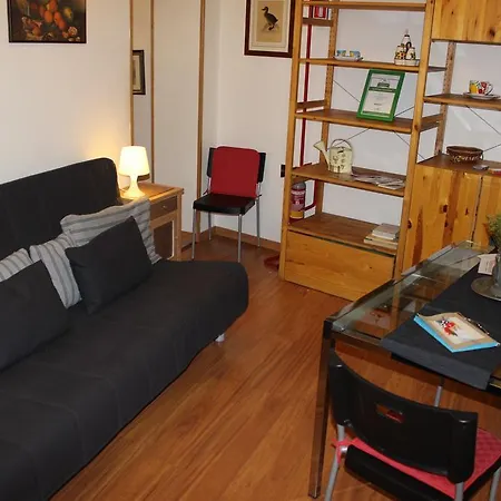 Guide Tour شقة نابولي